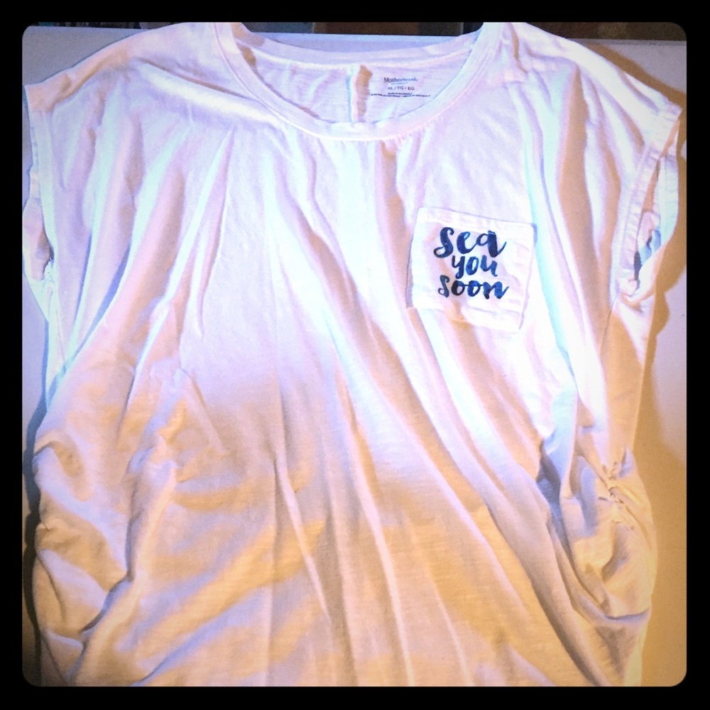 Maternity clothes size xl